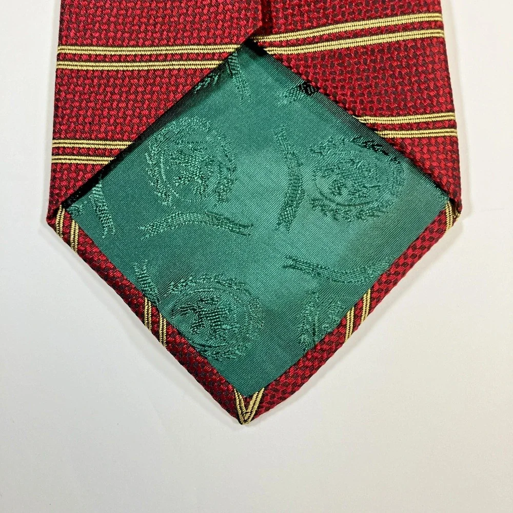 Tommy Hilfiger Men's Tie Italian Silk Striped‎ Red Made in USA Preppy Crest Logo